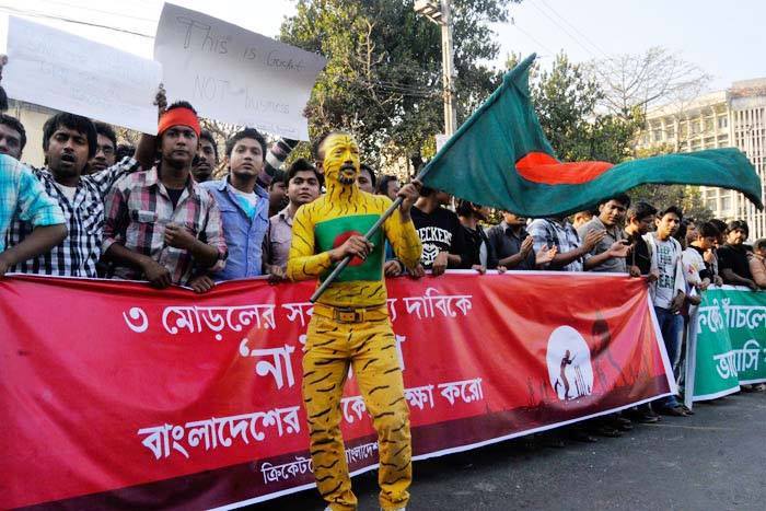 Cricket fans in Bangladesh have taken to the streets to oppose the proposal and 'position paper' put forth in the ICC by the 'big three'.